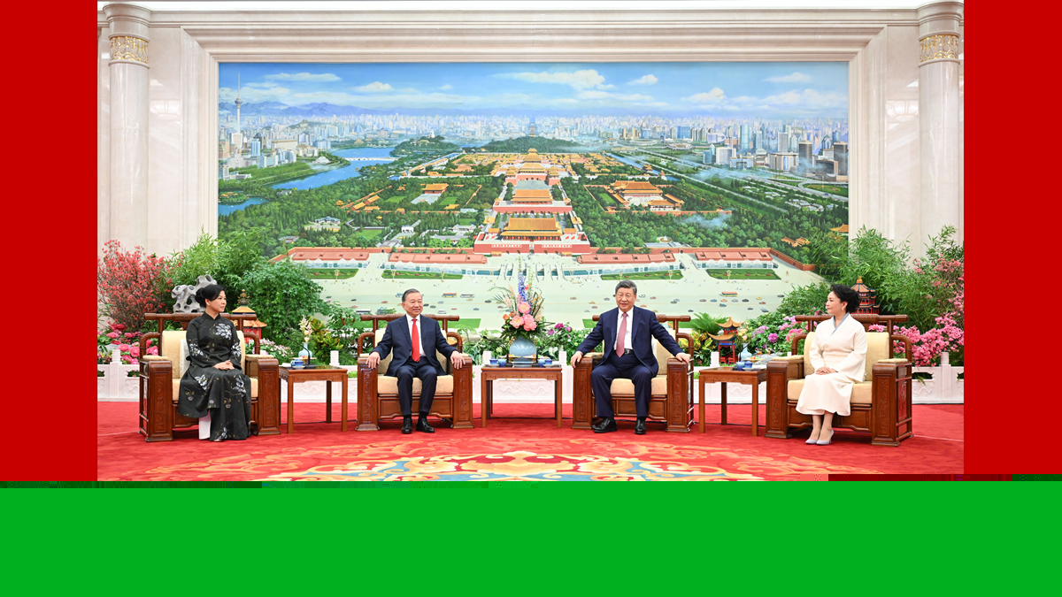 習近平夫婦同蘇林夫婦親切話別