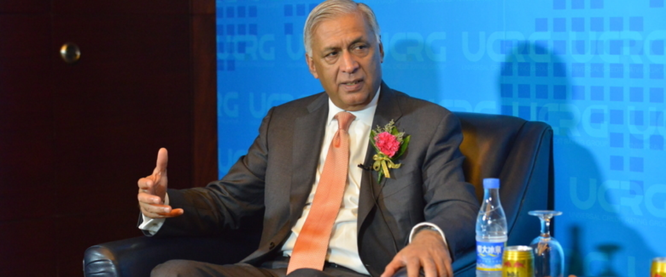 巴基斯坦前總理阿齊茲接受新華網(wǎng)專(zhuān)訪